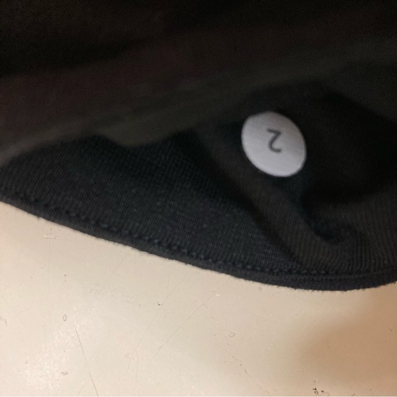 Lululemon Pants Womens 2 Black - Picture 6 of 6